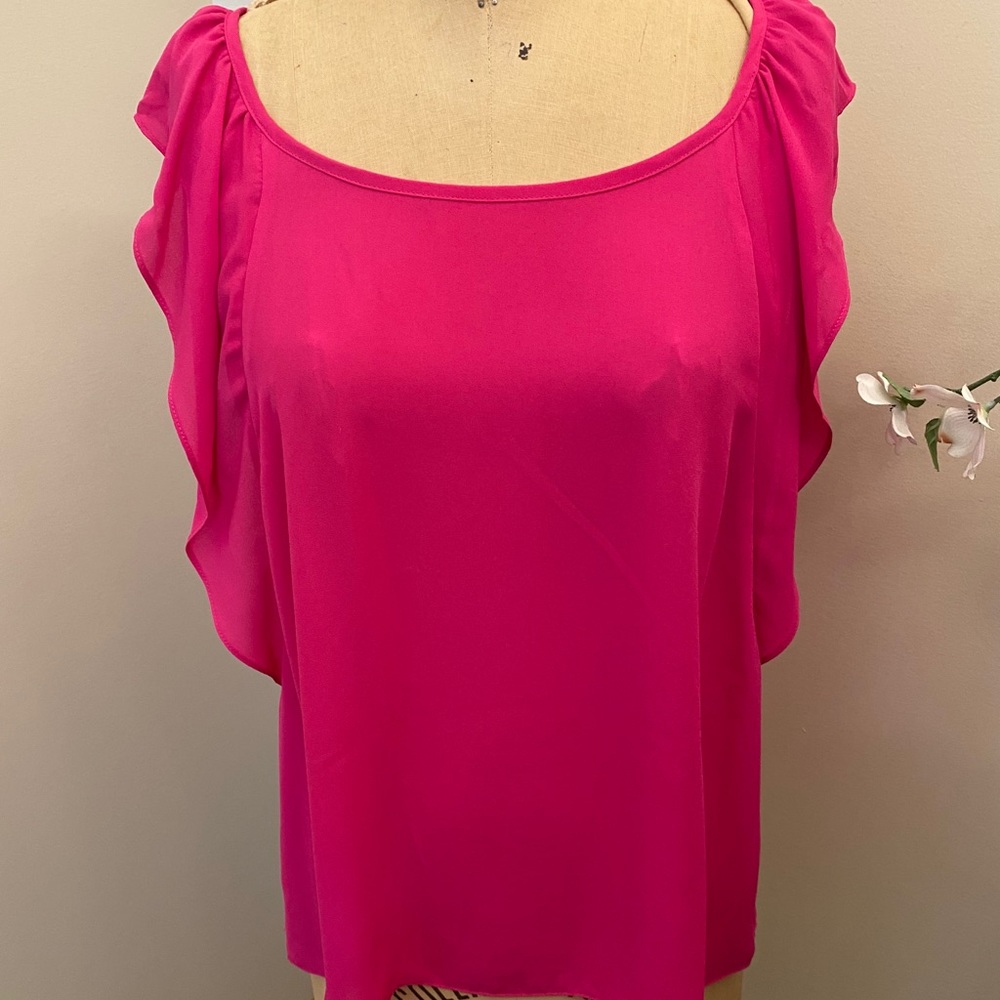 Violet & Clair hot pink top
